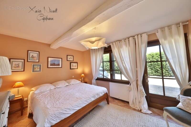 Maison à MONTPONT-EN-BRESSE