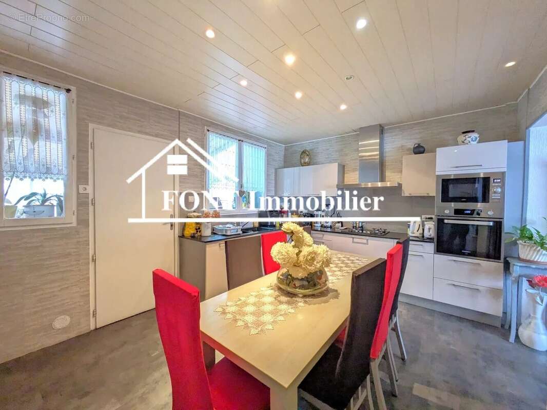 Maison à SAINT-ETIENNE