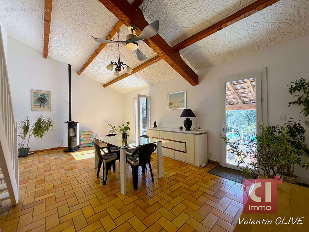 Maison La Roquebrussanne 5 pièces 144 m2 - Piscine et Garage - photo 5