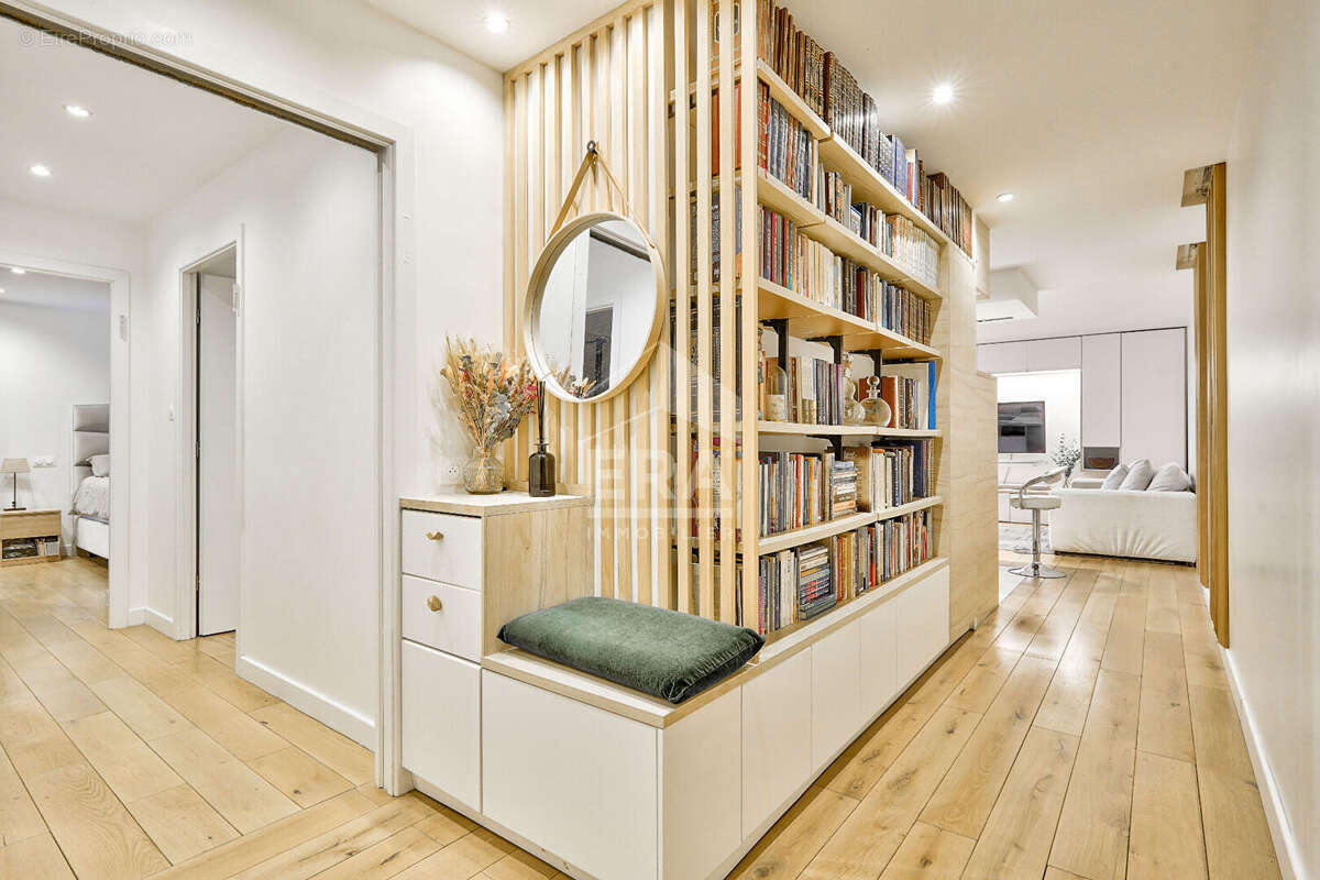 Appartement à LEVALLOIS-PERRET