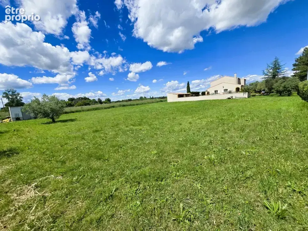Spacieuse villa - 4860 m2 Terrain - Piscine. - photo 11