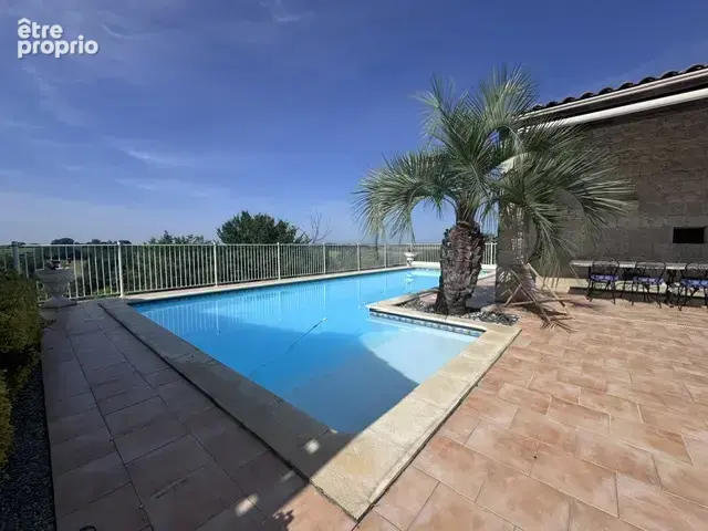 Maison pierre 240 m2 + 3 ha avec dependances + piscine - photo 7