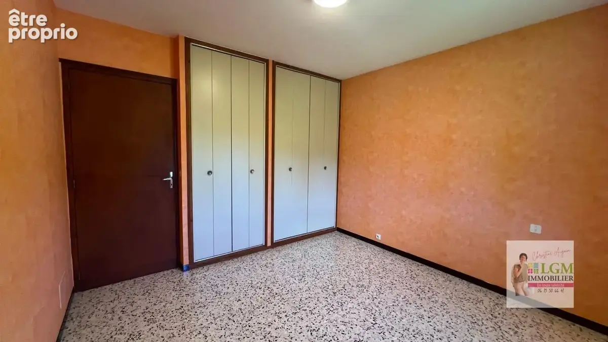 Idéal artisan, indépendant ou famille-maison avec garages et terrain à Cardet - photo 9