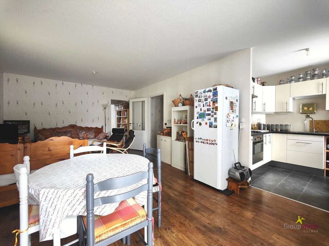 Appartement T3 - 73m² - Parking en sous-sol - Terrasse - photo 3