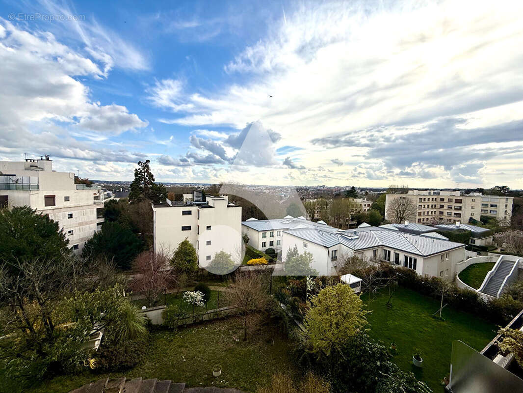 Appartement à NOGENT-SUR-MARNE