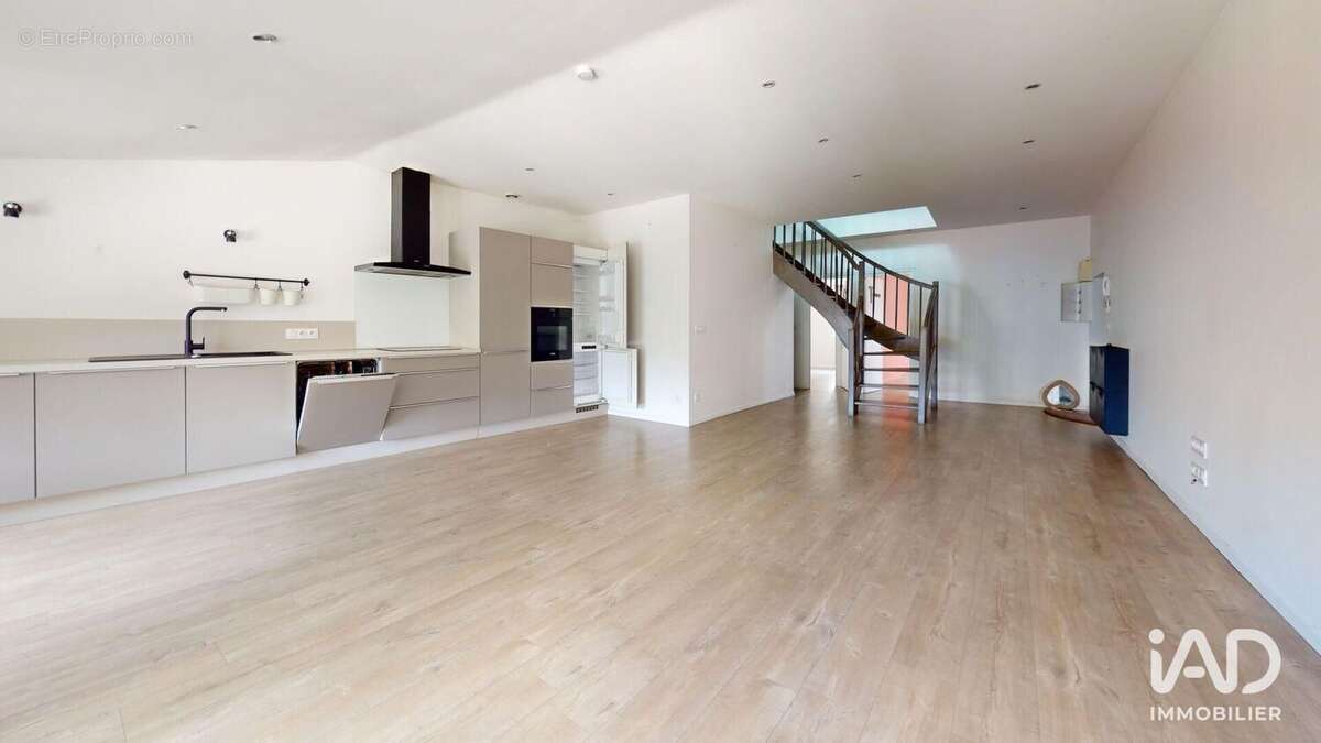 Photo 2 - Appartement à SAINT-ETIENNE