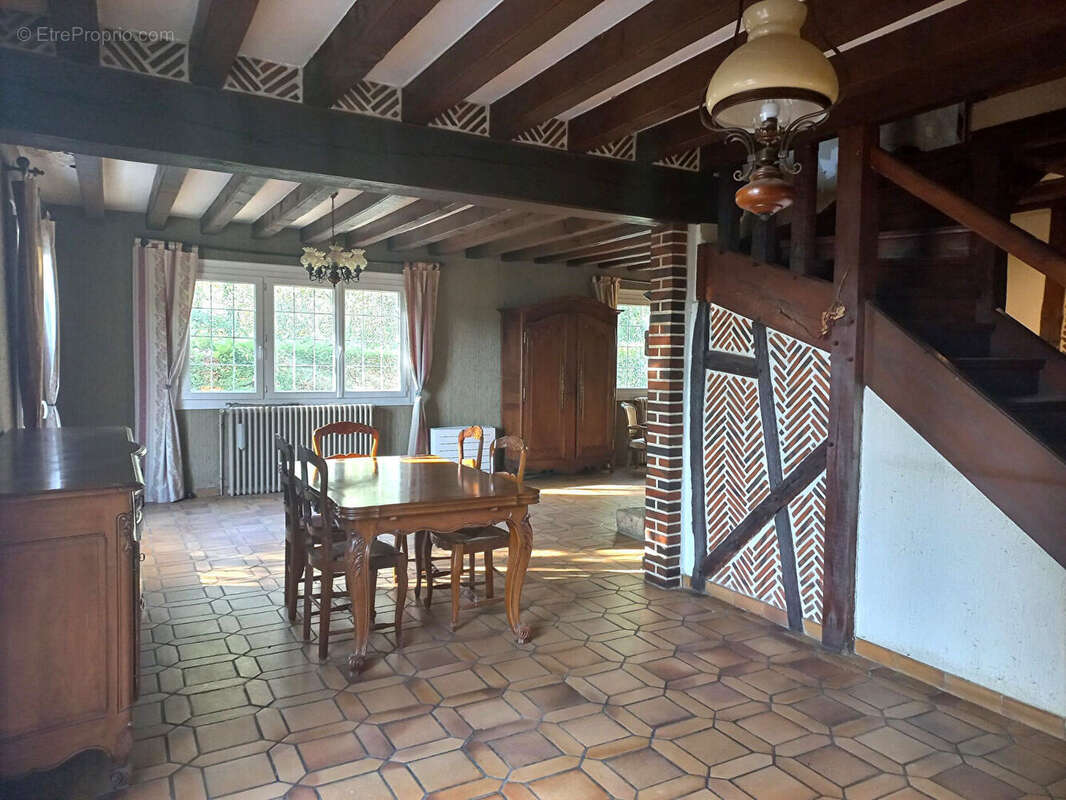 Maison à VIENNE-EN-VAL