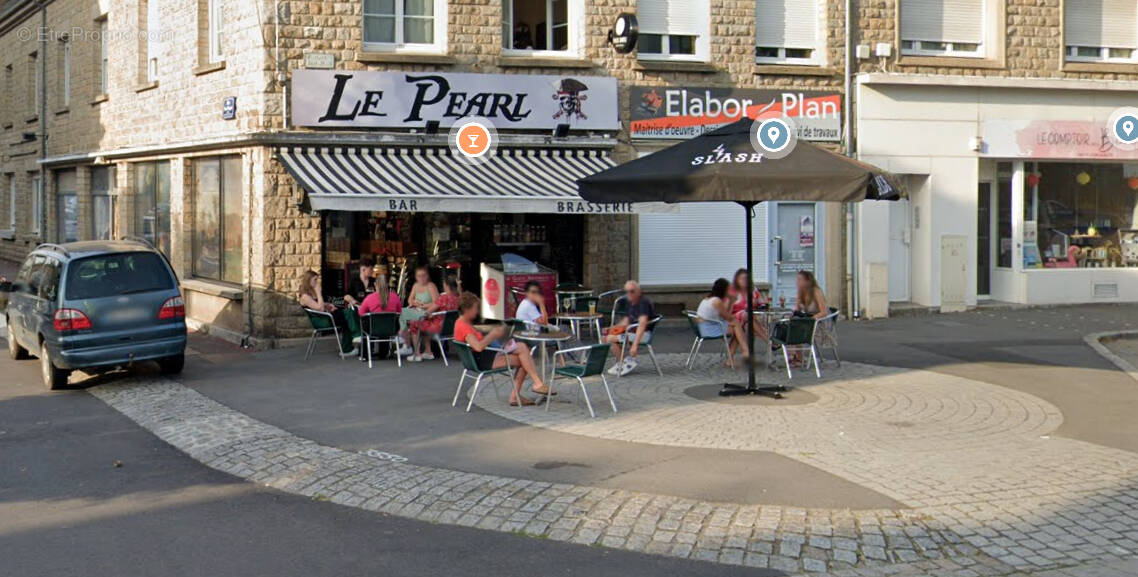 Commerce à SAINT-HILAIRE-DU-HARCOUET