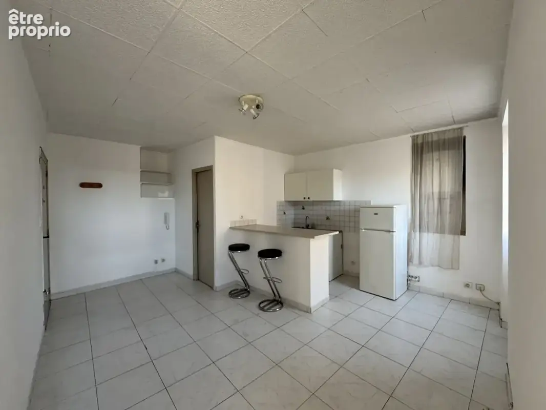 Appartement à CHATEAUNEUF-DE-GADAGNE