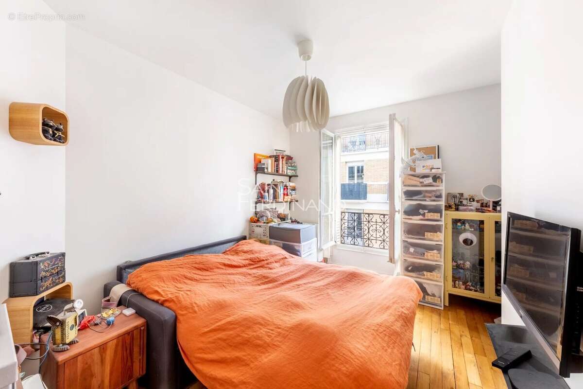 Appartement à PARIS-15E