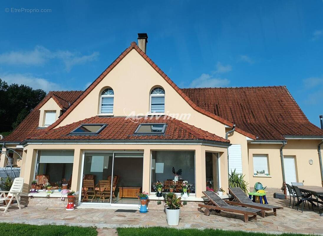 4268 63 - Maison à BEAURAINVILLE