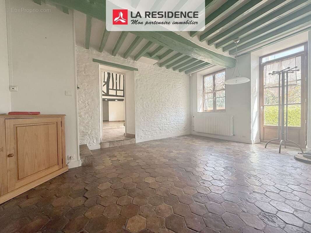 Maison à BONNIERES-SUR-SEINE