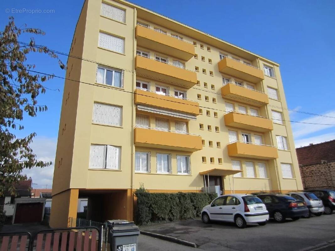Appartement à MONTCEAU-LES-MINES