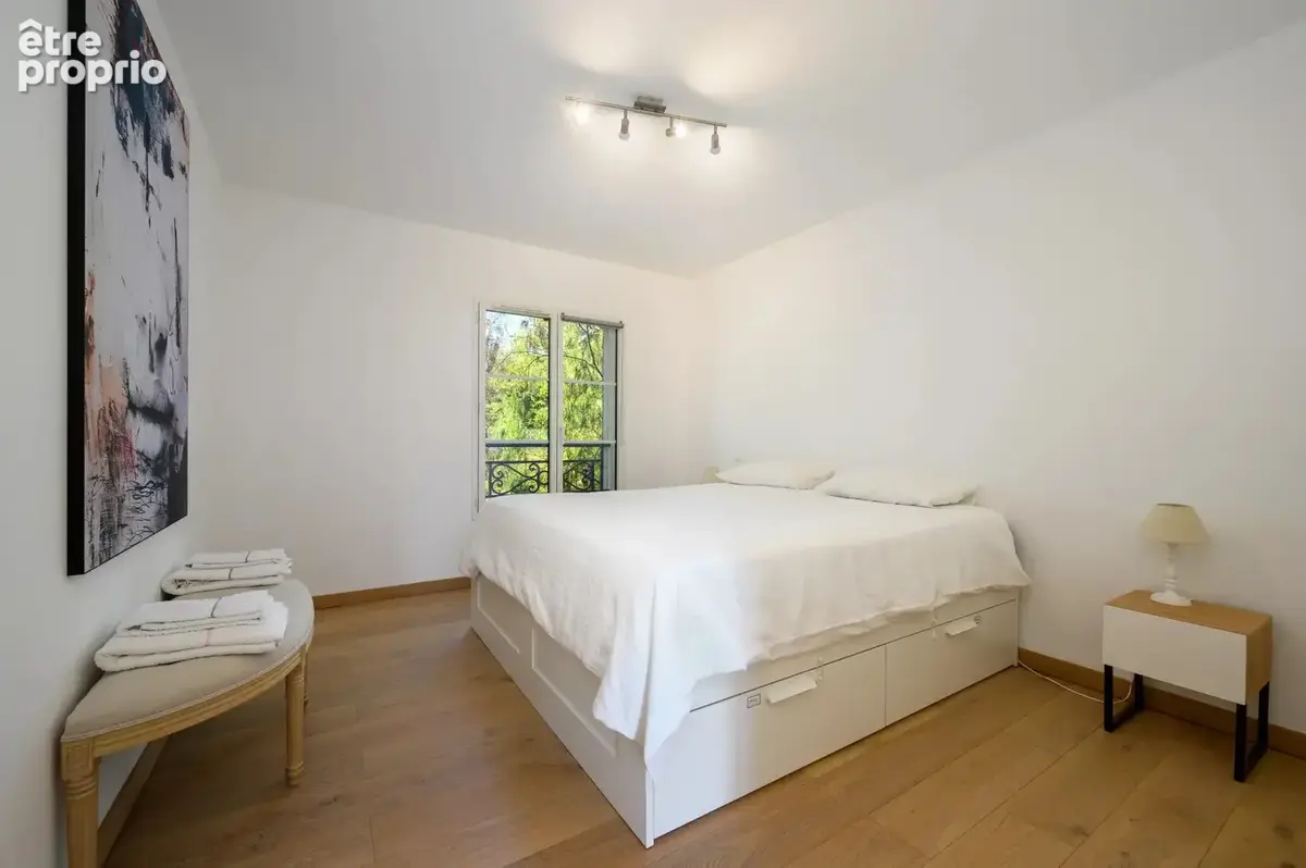Exclusivité - Roquefort les Pins : Superbe appartement  3 pièces. Grande terrasse, vue mer, piscine, 2 parkings - photo 8