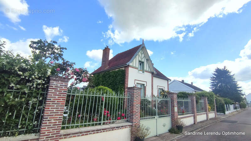 Maison à PONT-DE-L'ARCHE