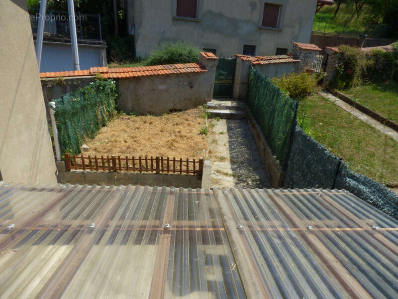 Maison à SAINTE-COLOMBE-SUR-GAND