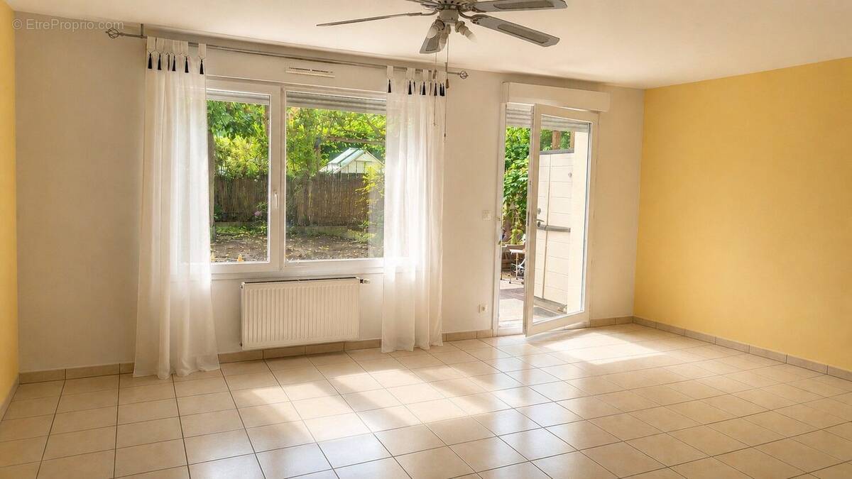 Maison à CHENOVE