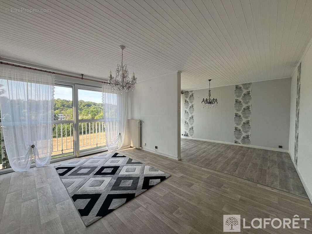 Appartement Audincourt 3 pièce(s) 76.78 m2 - photo 2