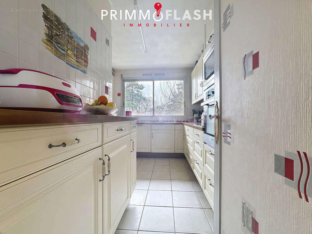 Appartement à AUBERVILLIERS