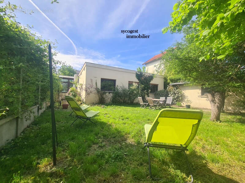 Maison d'architecte Bondy 9 pièce(s) 235 m2 - photo 11