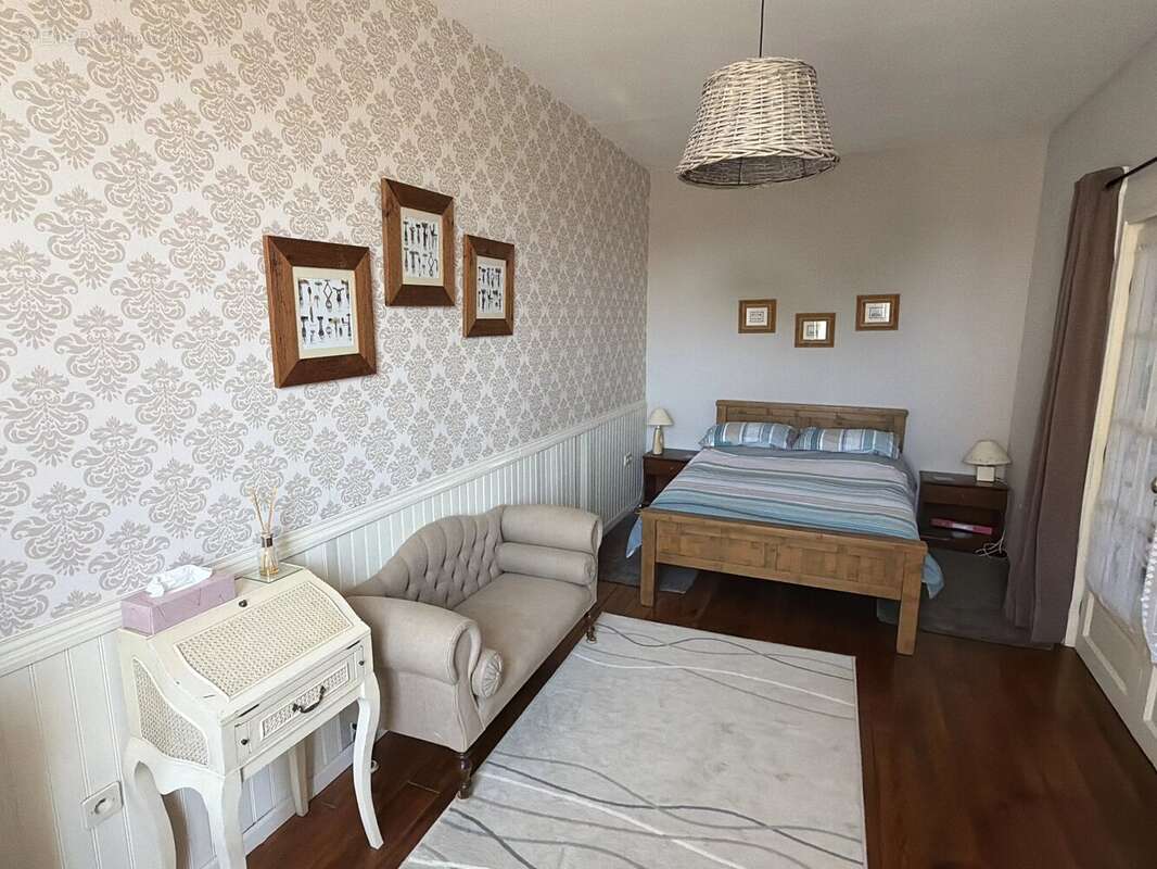 Maison spacieuse de 4 à 5 chambres, cuisine équipée, grands jardins - photo 5