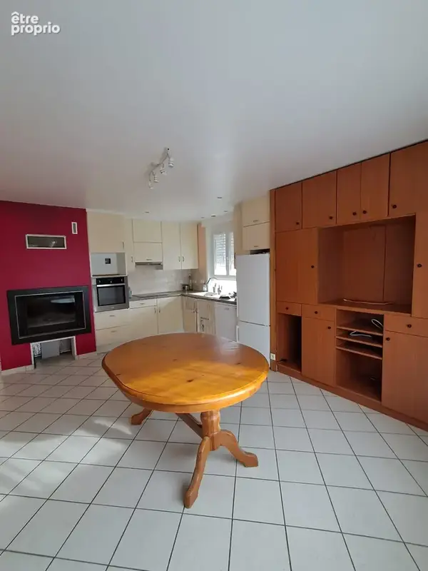 Local commercial avec appartement - photo 5