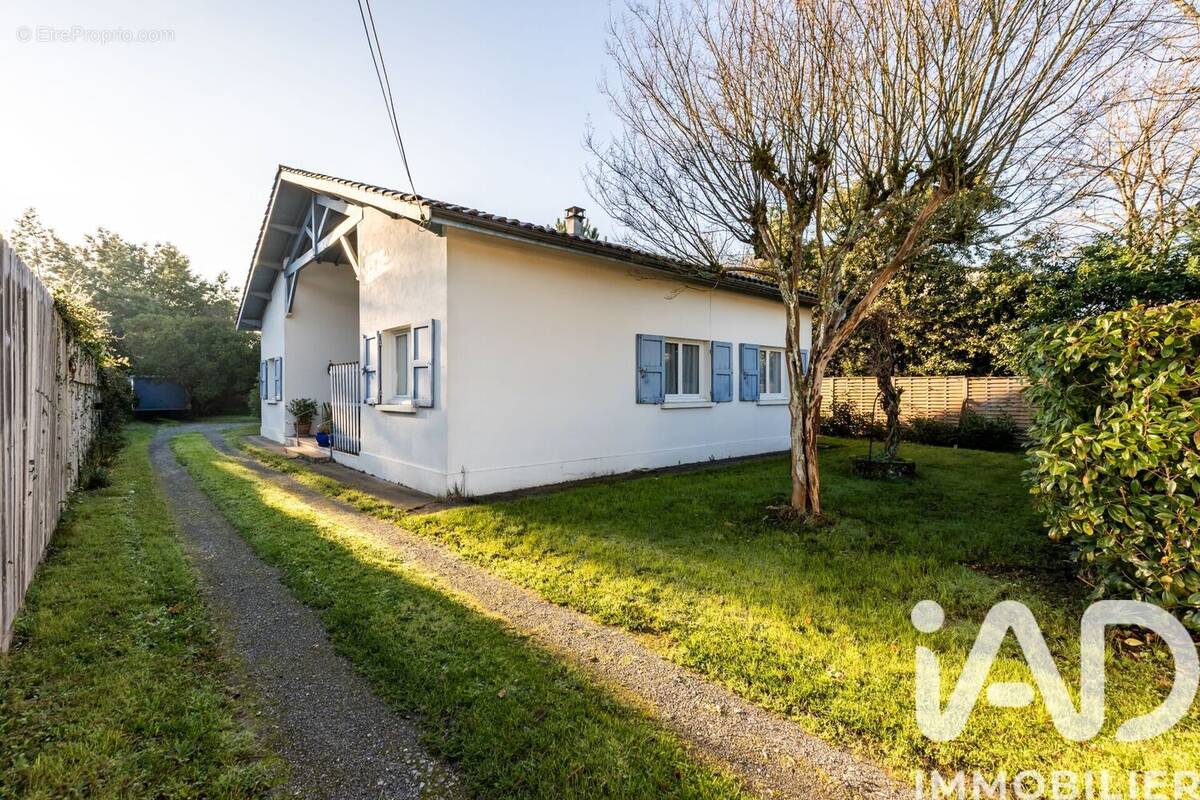 Photo 1 - Maison à PESSAC