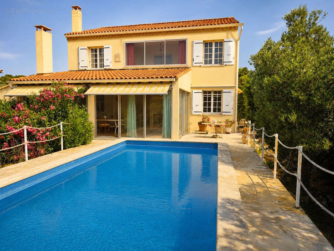 Maison familiale avec piscine - à 400 m de la mer - Carry le Rouet - photo 2
