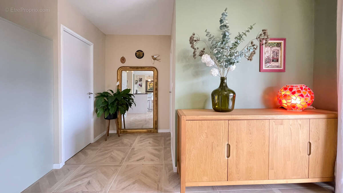 Appartement à UZES