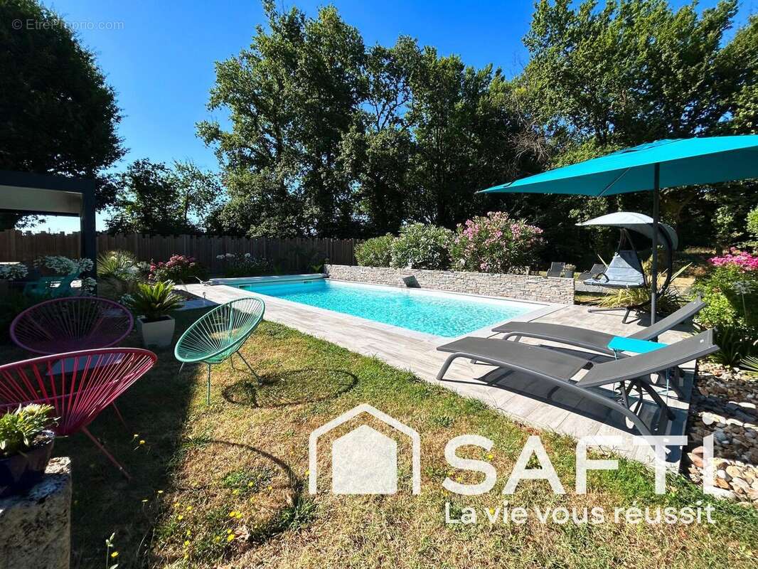 Photo 2 - Maison à VAYRES