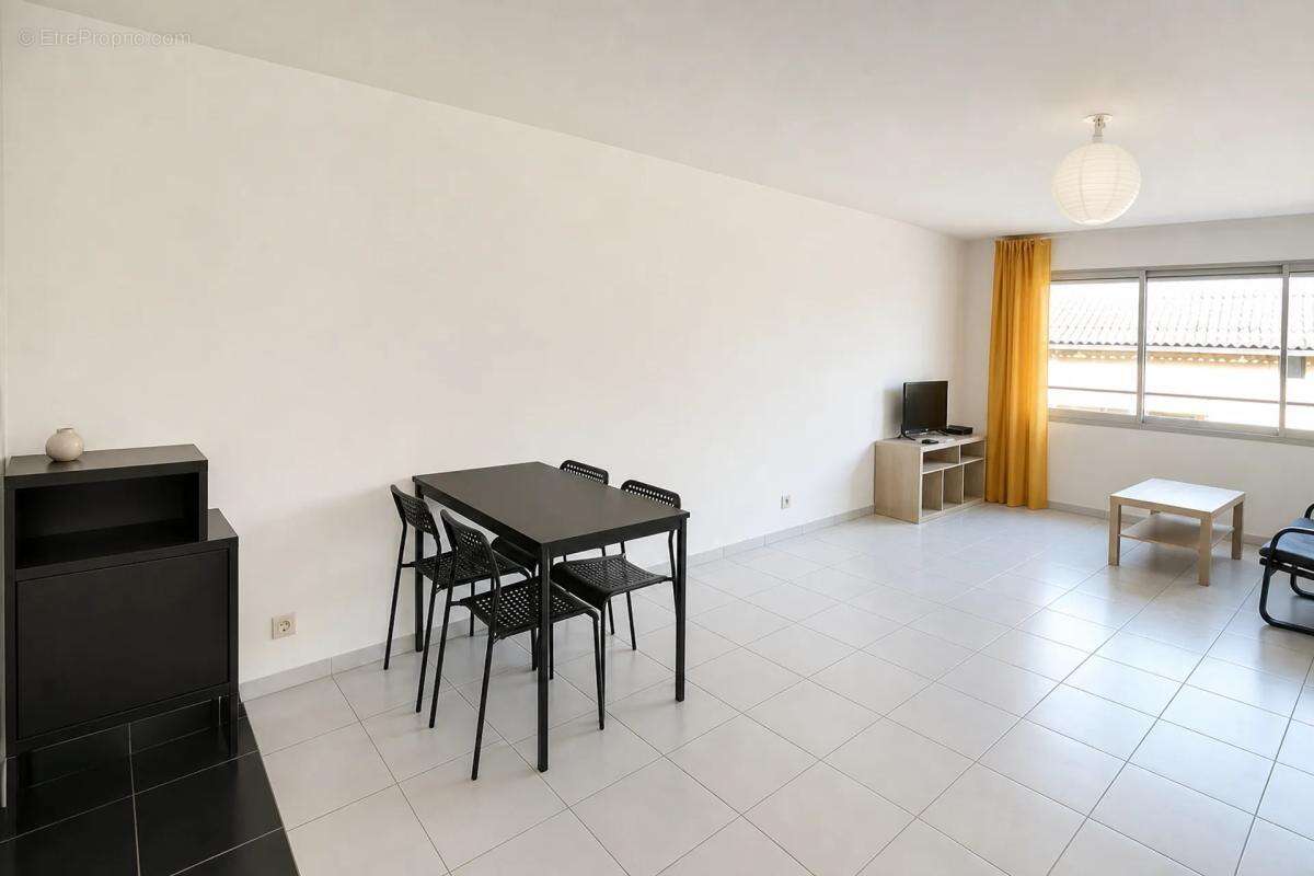Appartement de 3 pièces de 64 m² situé à Avignon - photo 2