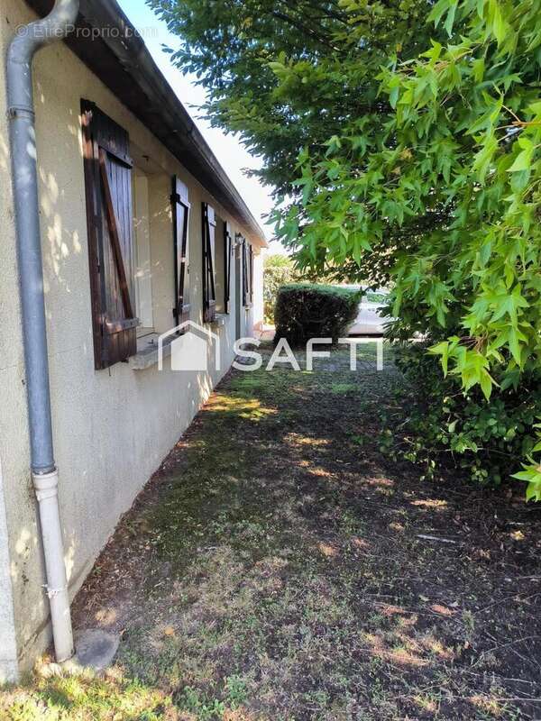 Photo 3 - Maison à CORDEMAIS