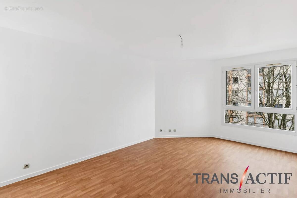 Appartement à ATHIS-MONS