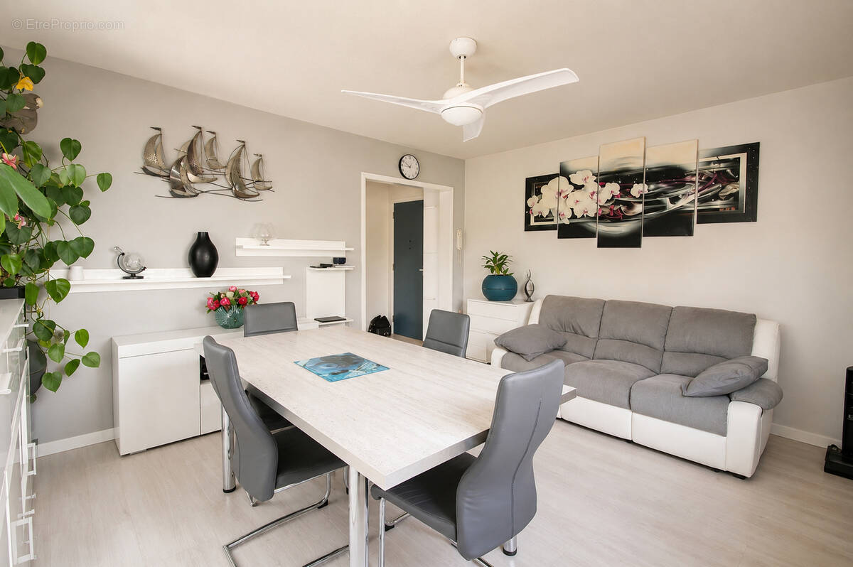 Appartement à VENISSIEUX