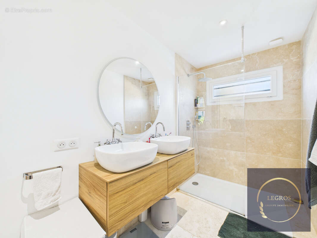 Maison à CHATEAURENARD