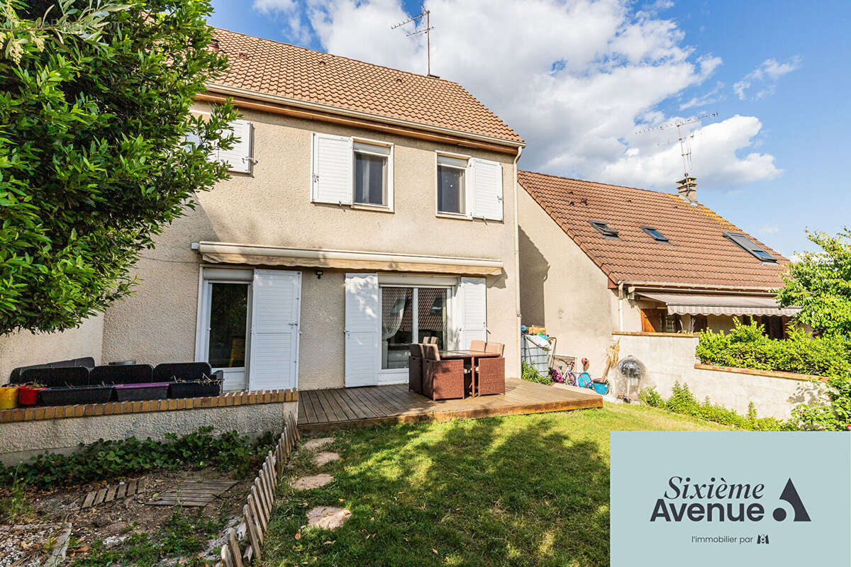 Maison à CHILLY-MAZARIN