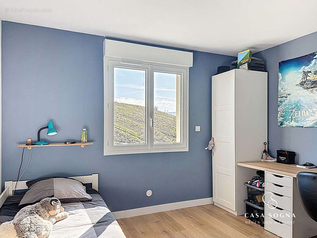 Maison à LE PERREON