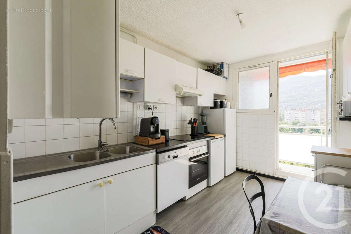 Appartement à SEYSSINS