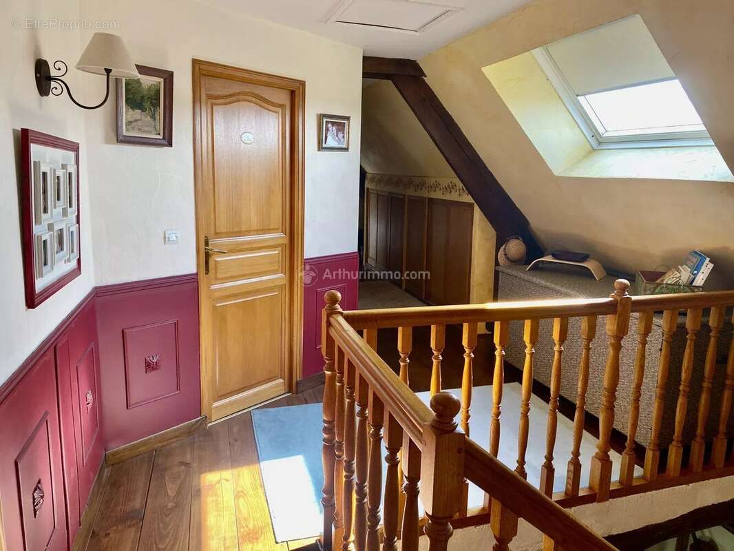 Maison à BEAUMONT-LA-RONCE