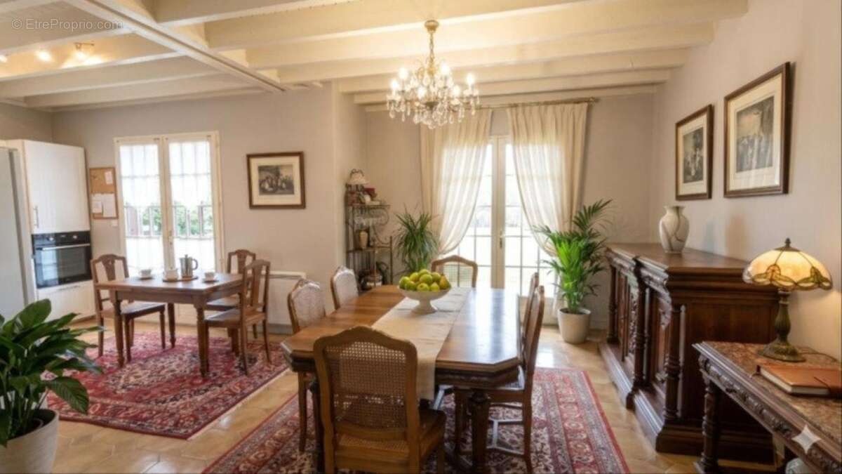 Maison à SPAY