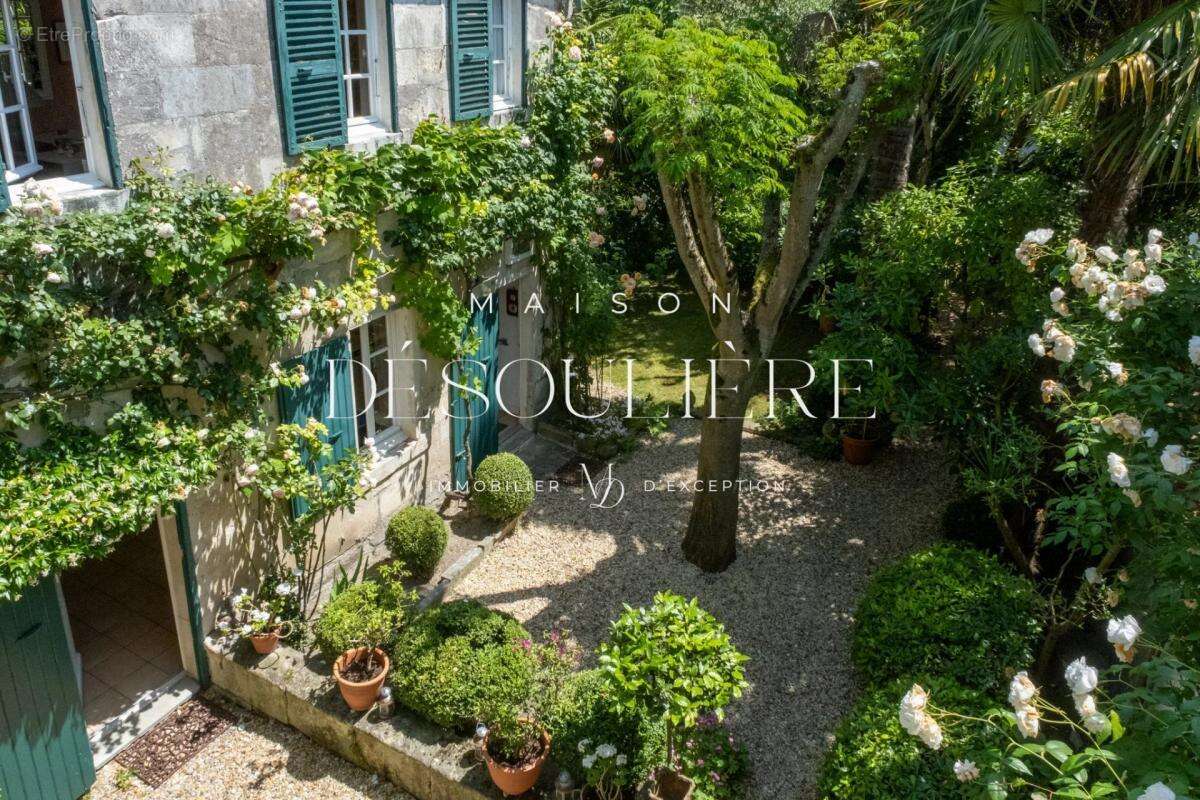 Maison à LA ROCHELLE