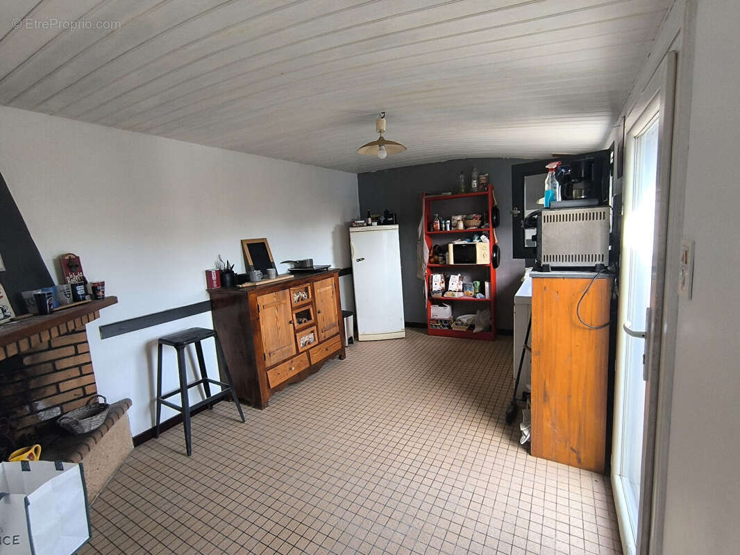 Maison à COMMEQUIERS