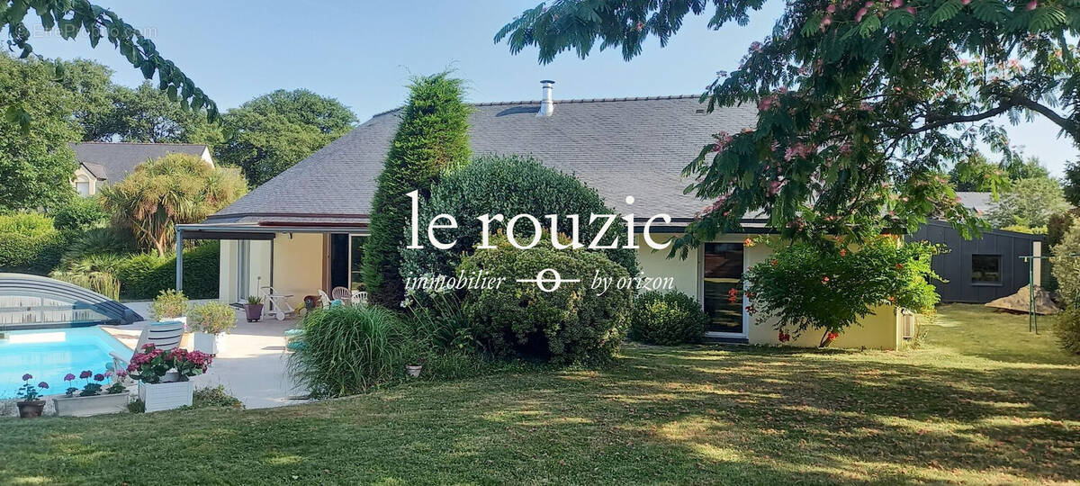 Maison à SAINT-AVE
