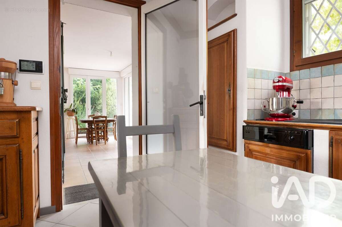 Maison 143 m² à Gaillac  - photo 8