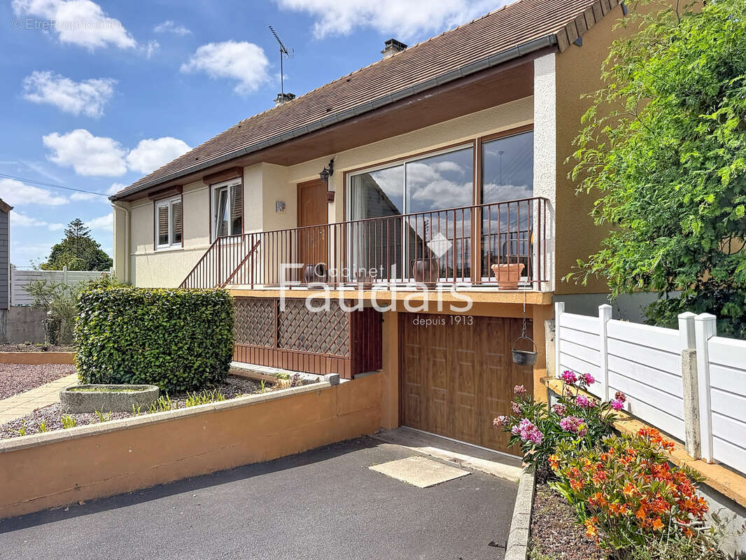 Maison à TORIGNI-SUR-VIRE