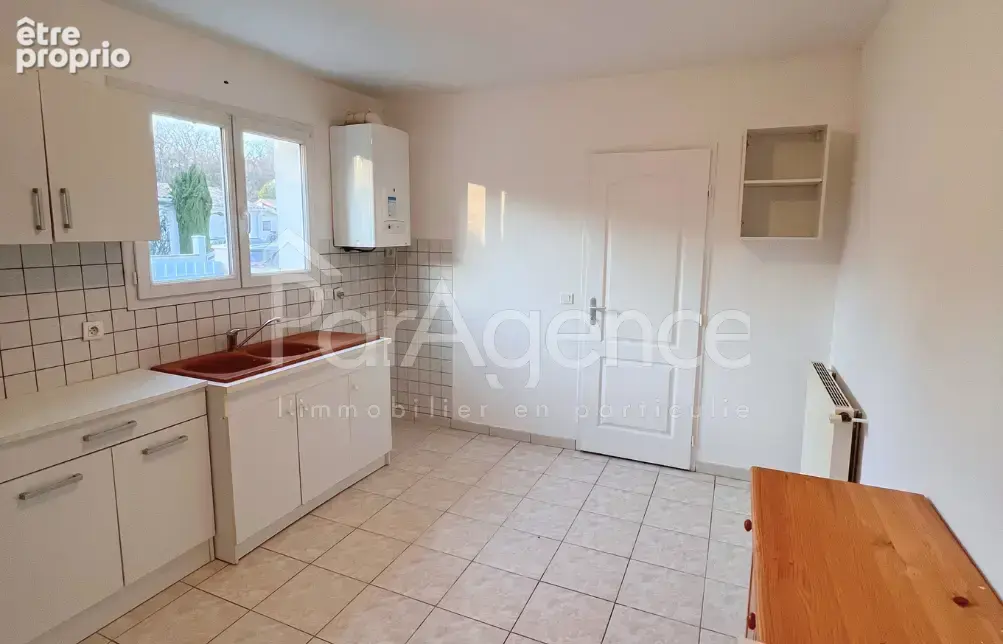 Maison de plain-pied   3 chambres   Royan - photo 6