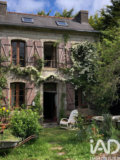 Photo 1 - Maison à SAINT-SEGAL