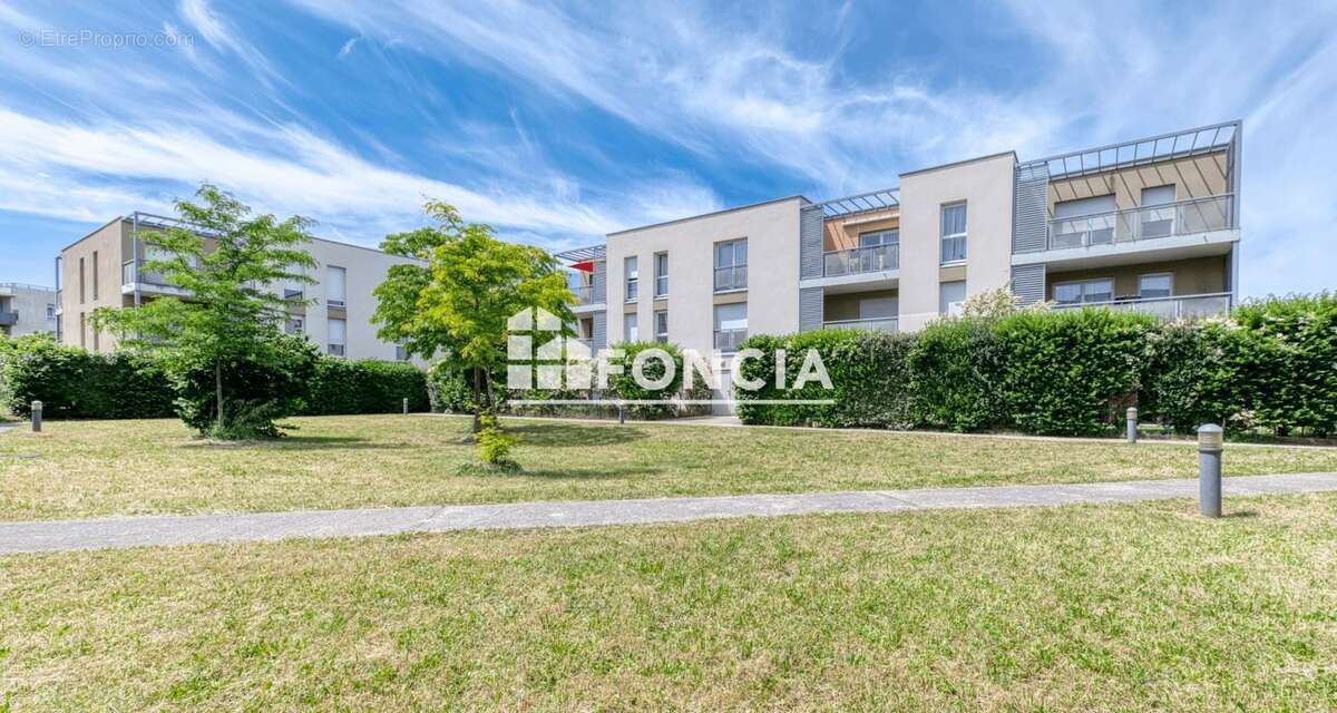 Appartement à BRON