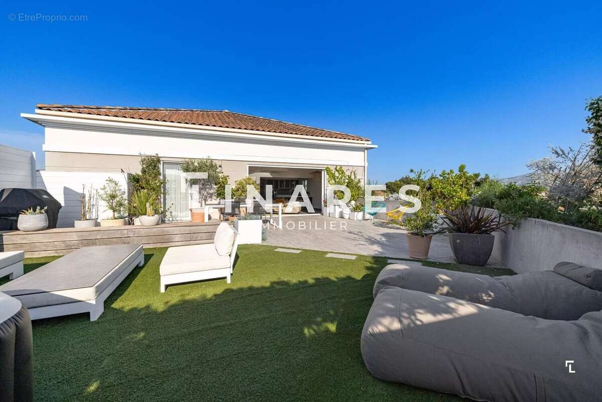 Appartement à MARSEILLE-12E
