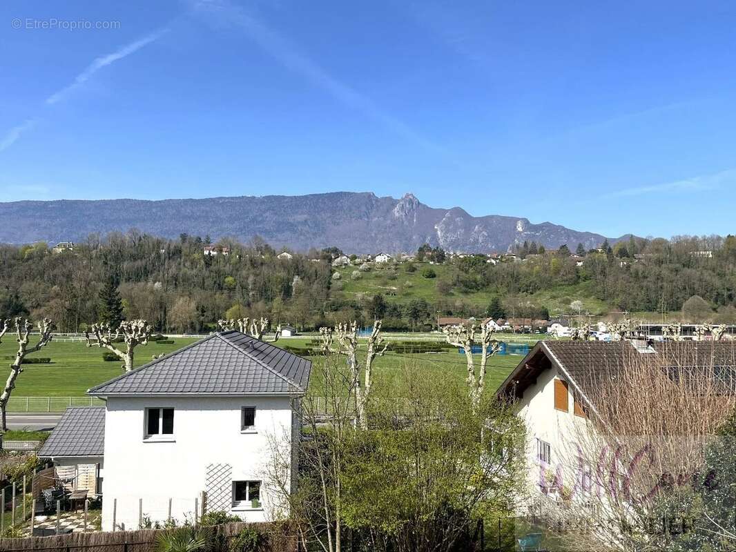 Appartement à AIX-LES-BAINS